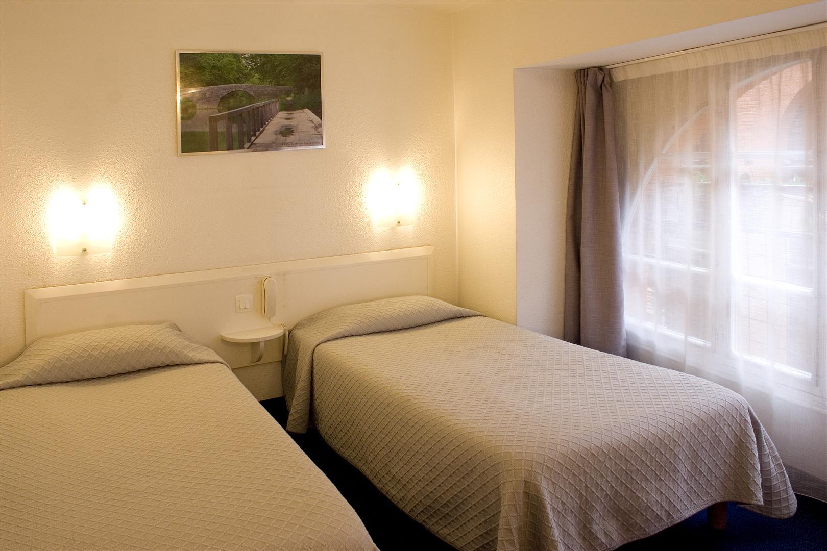 Hotel Ours Blanc - Centre Toulouse Bagian luar foto